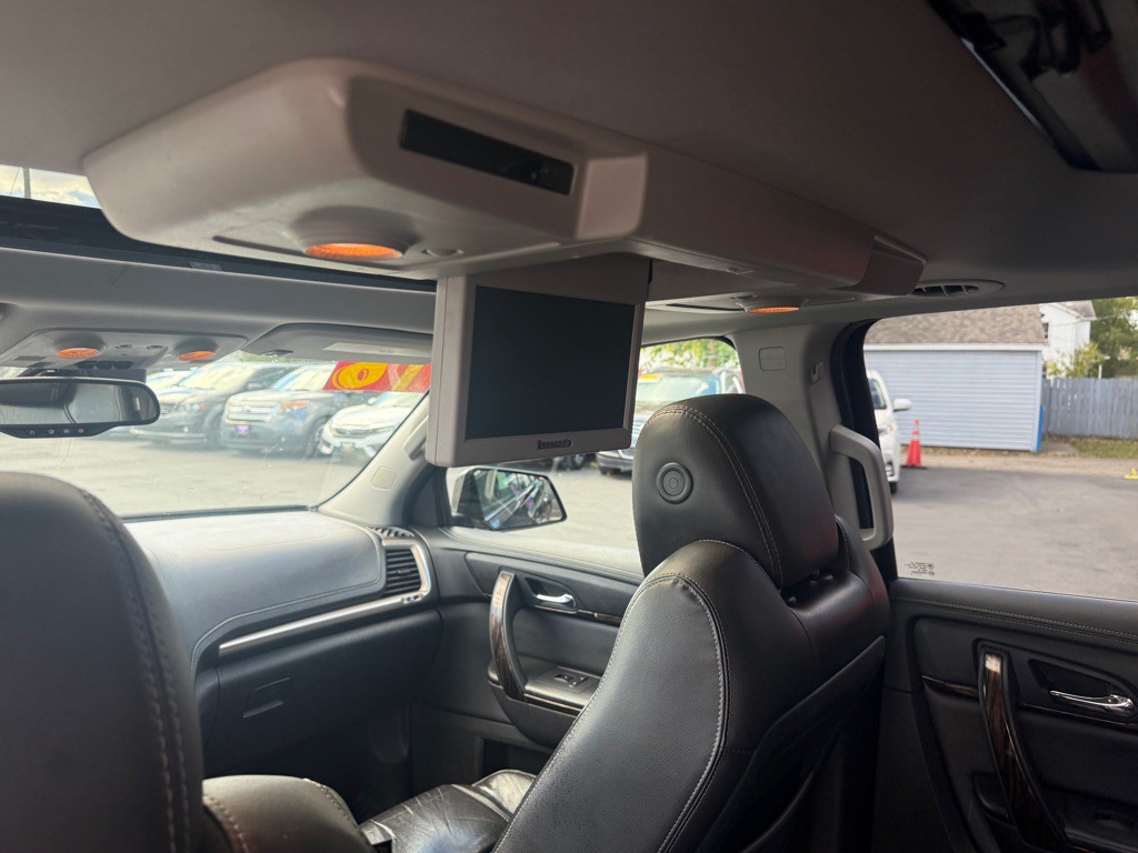 2016 GMC Acadia Image 6