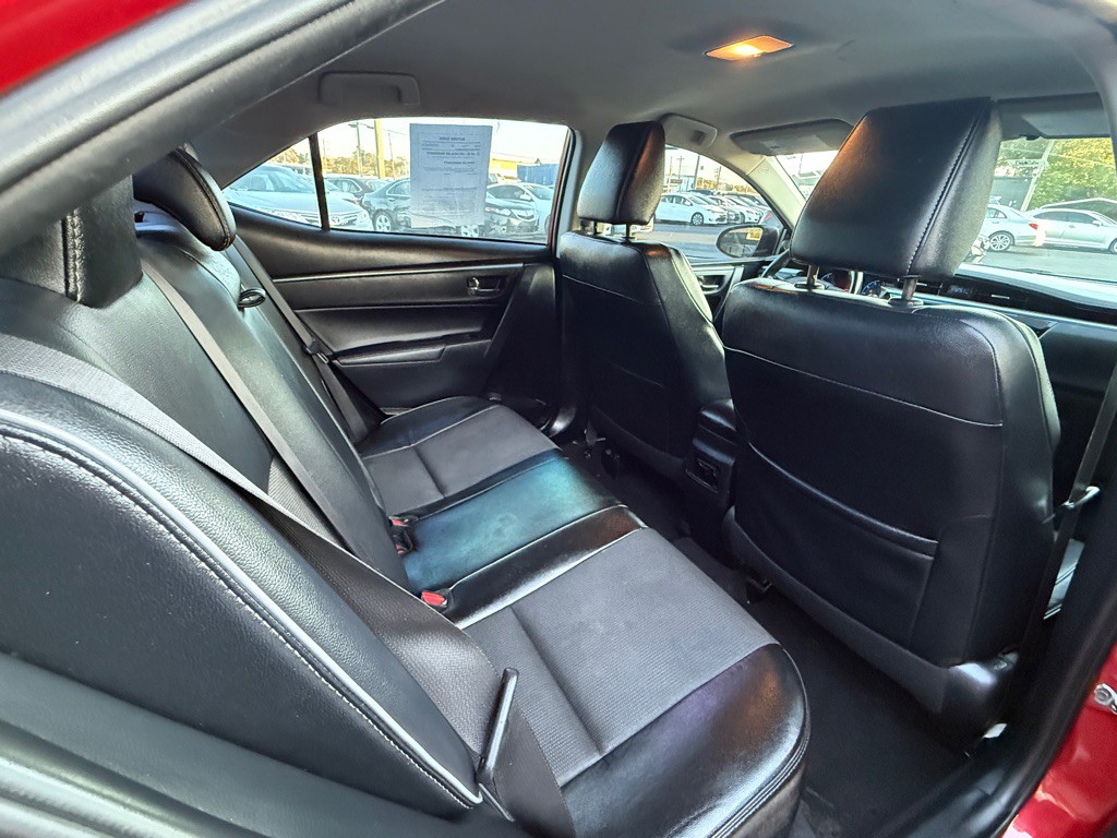 2016 Toyota Corolla Image 7