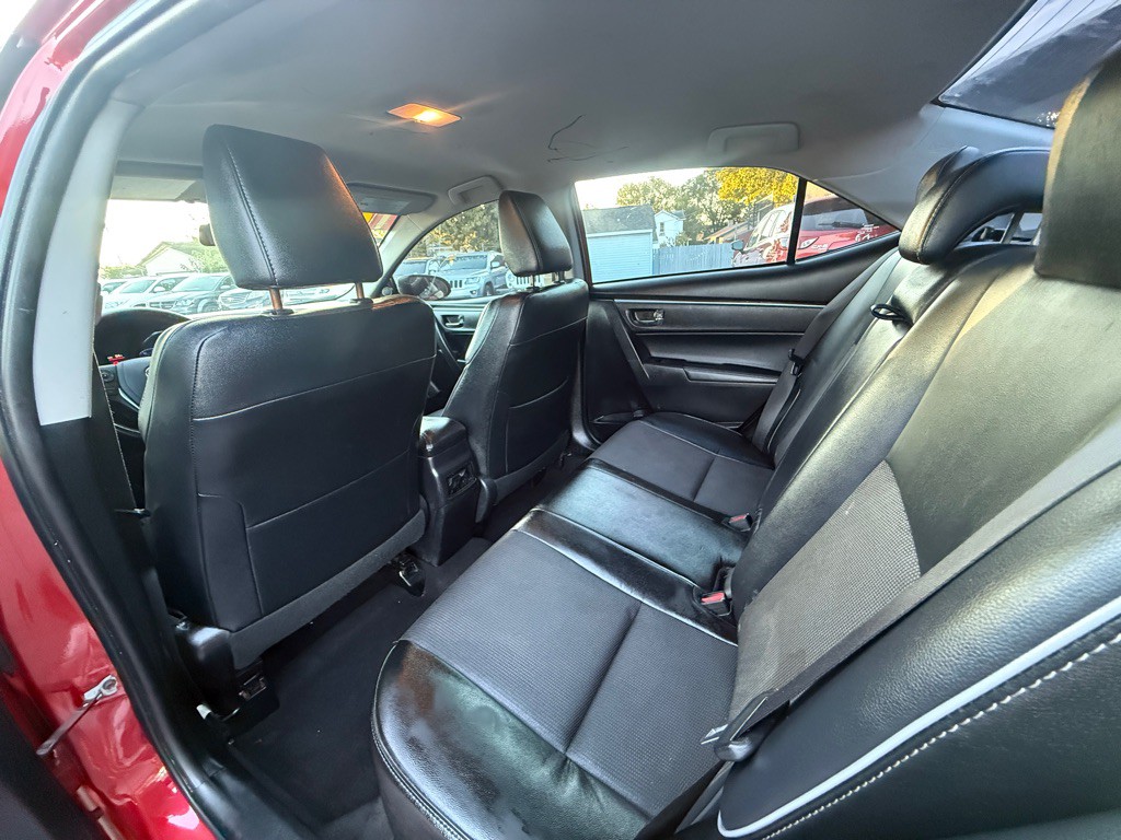 2016 Toyota Corolla Image 8