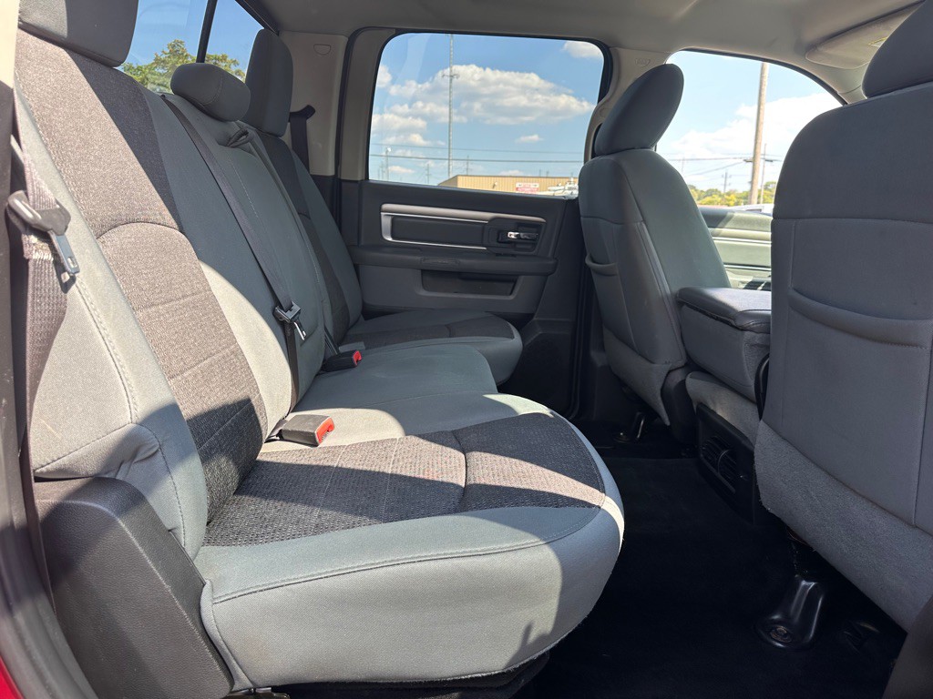 2014 RAM 1500 Image 7