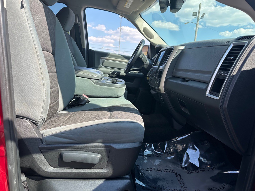 2014 RAM 1500 Image 8