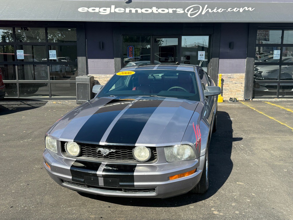 2006 Ford Mustang Image 1