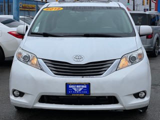 Image for 2012 Toyota Sienna XLE ID: 6909788