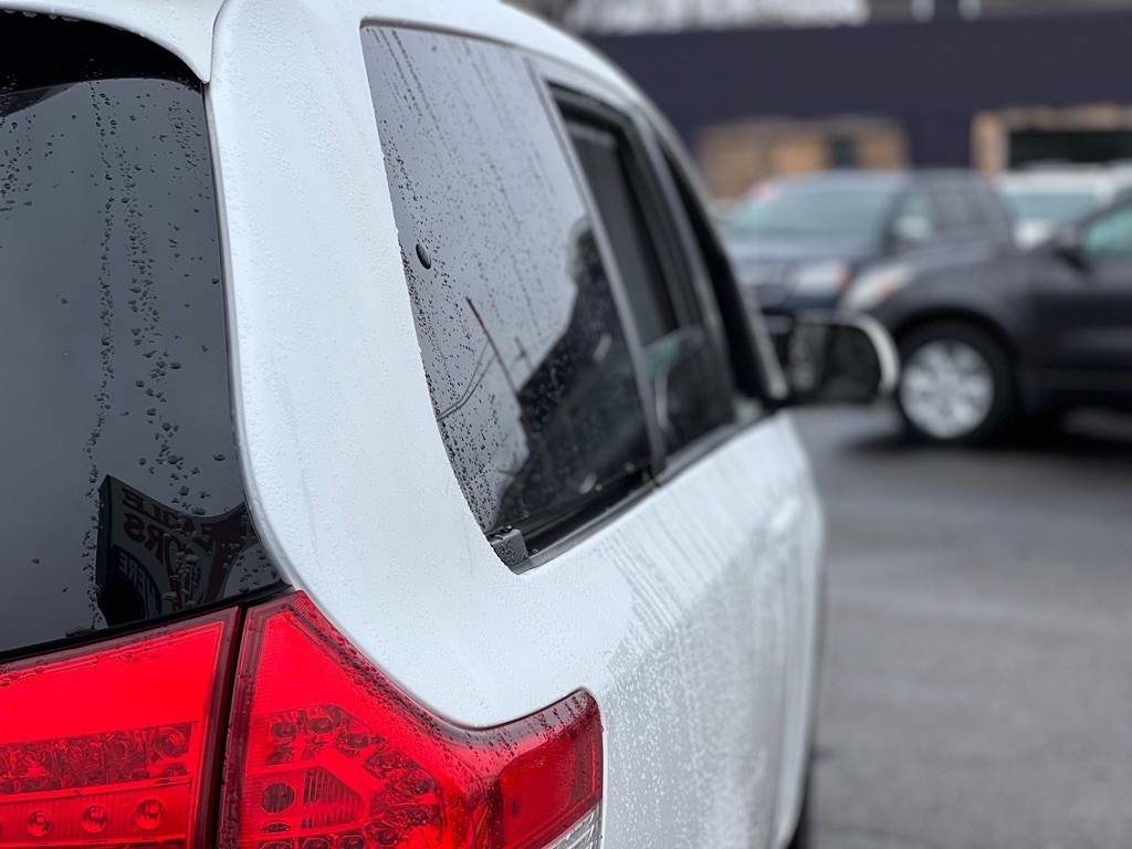 2012 Toyota Sienna Image 12