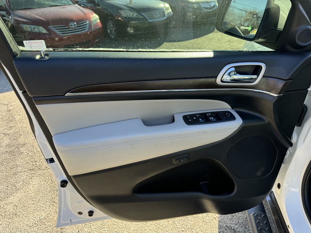 2018 Jeep Grand Cherokee Image 12