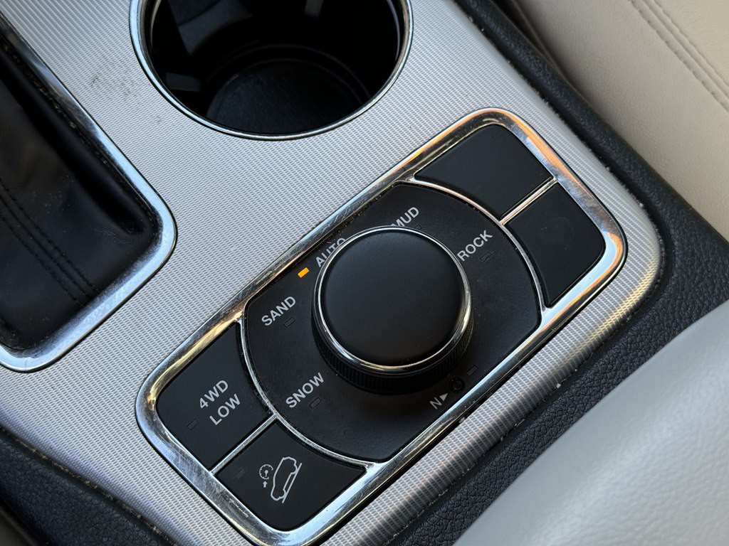 2018 Jeep Grand Cherokee Image 21