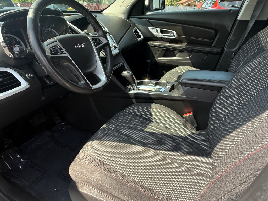 2017 GMC Terrain Image 4