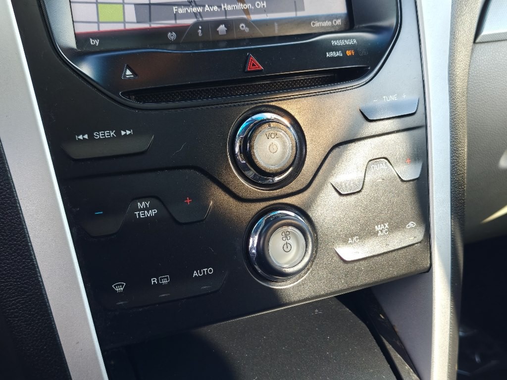 2014 Ford Explorer Image 17
