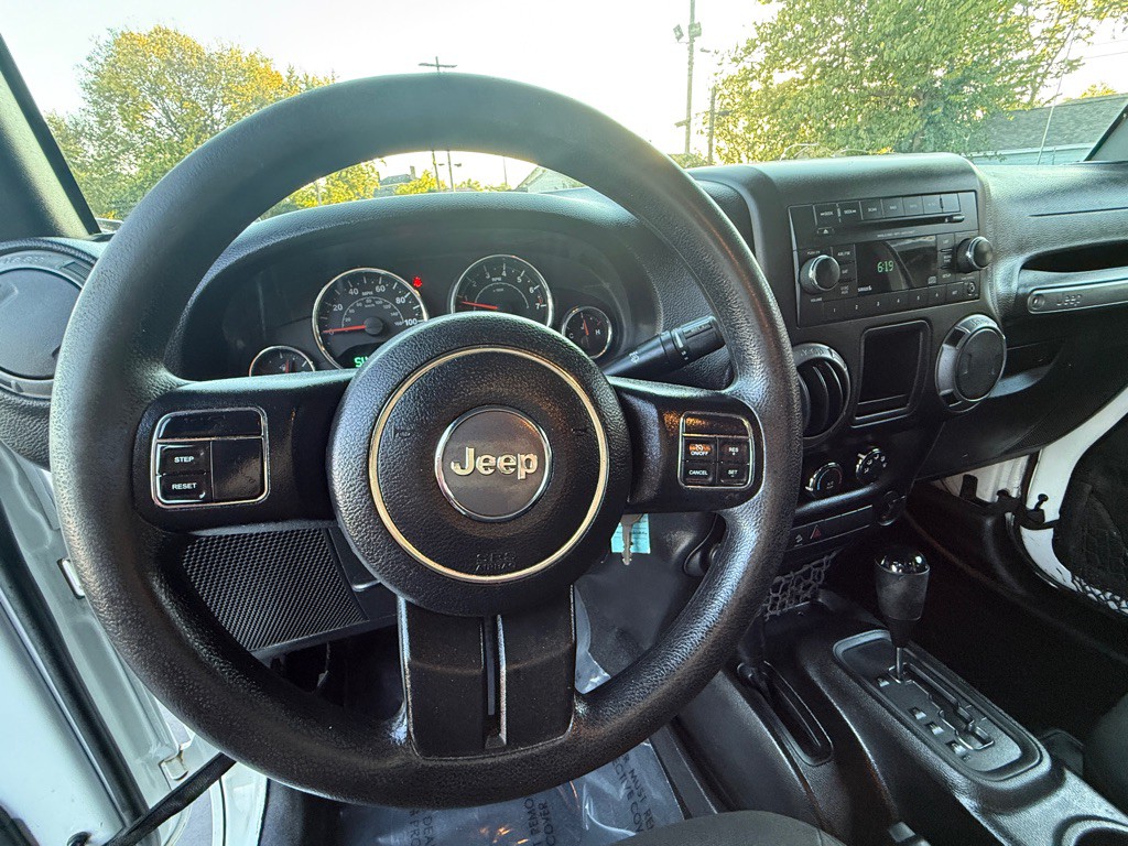 2015 Jeep Wrangler Image 7