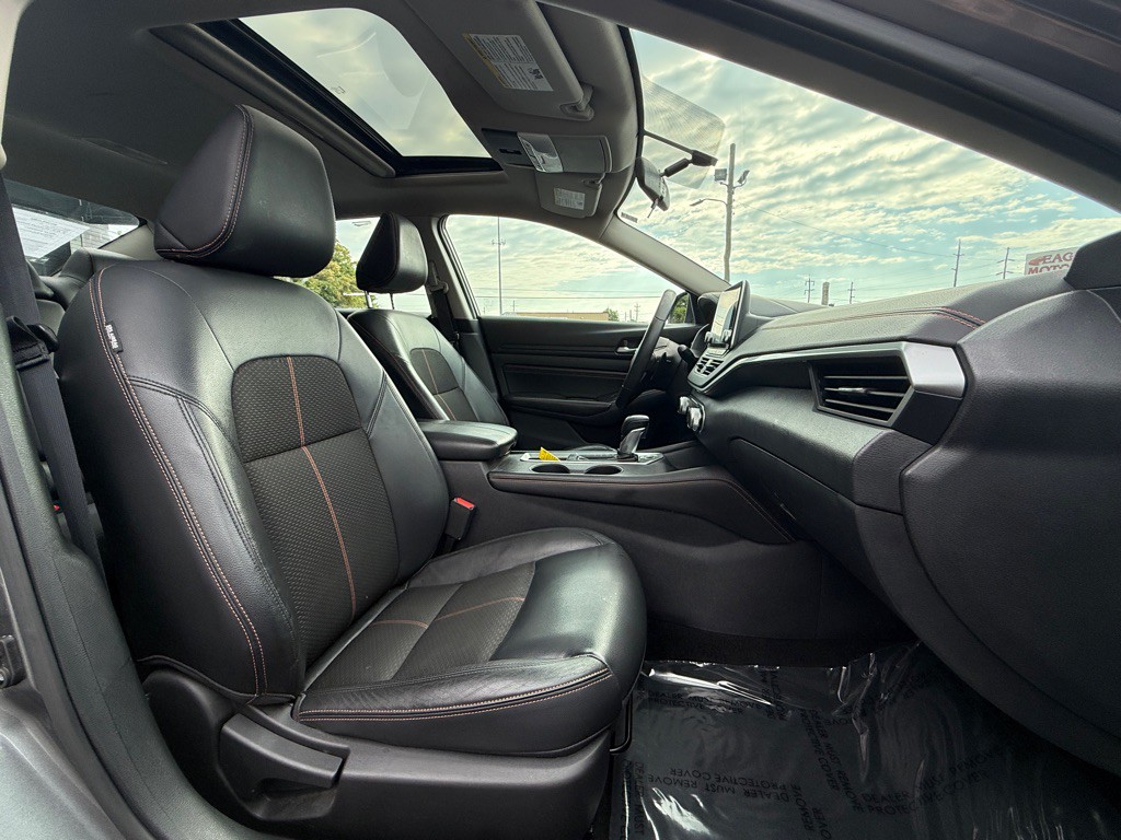2019 Nissan Altima Image 6