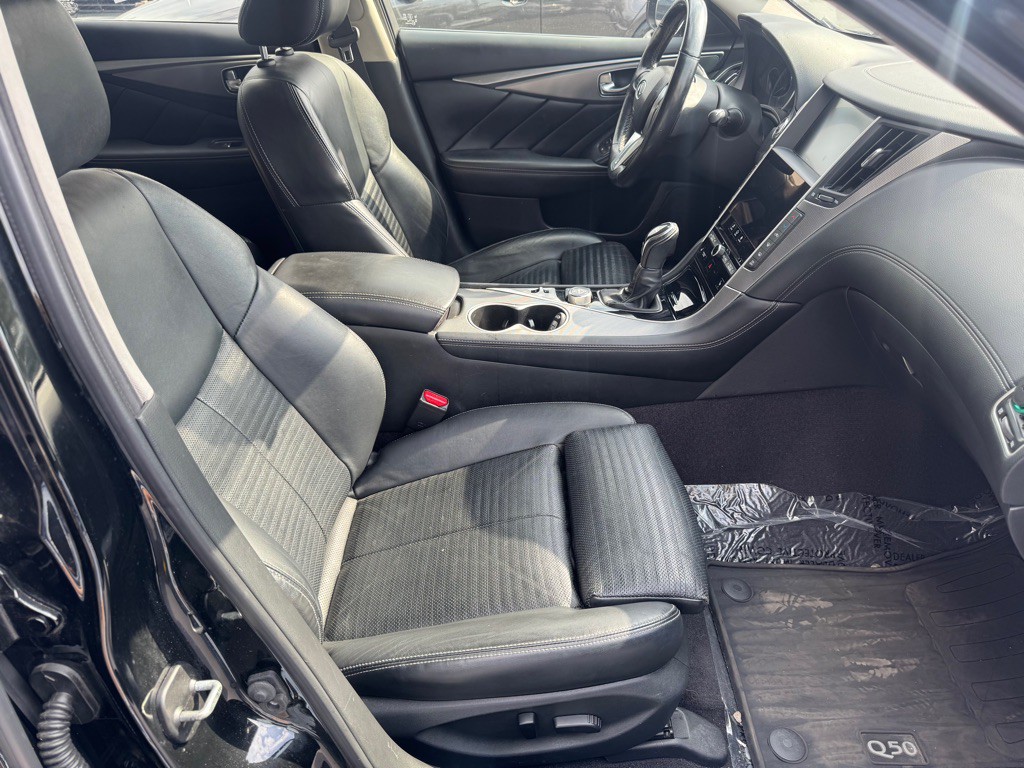 2018 INFINITI Q50 Image 19