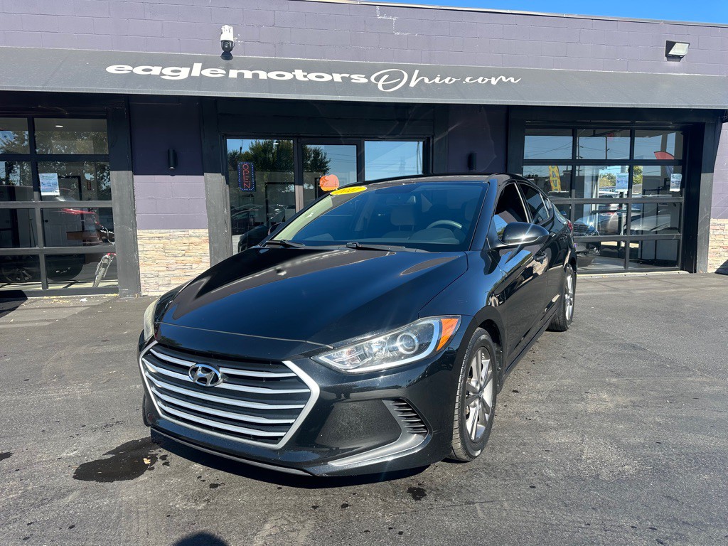 2017 Hyundai Elantra Image 1