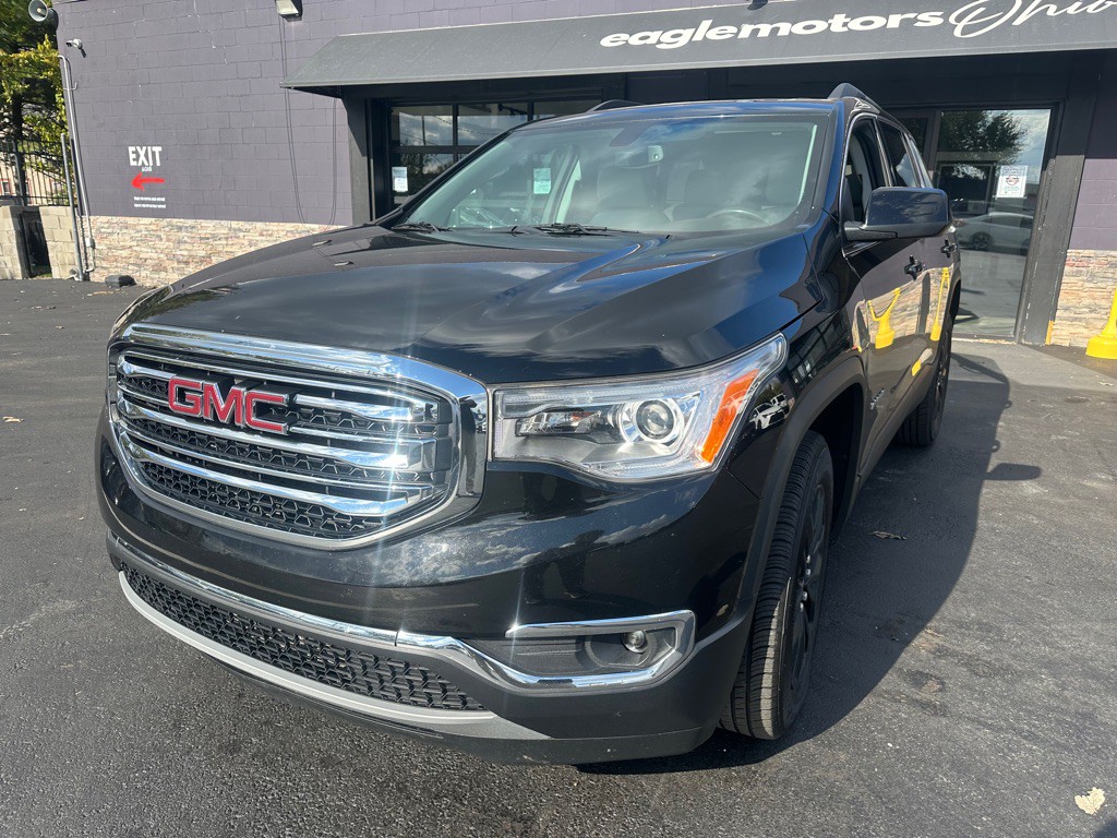 2019 GMC Acadia Image 2