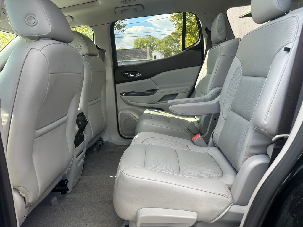 2019 GMC Acadia Image 7