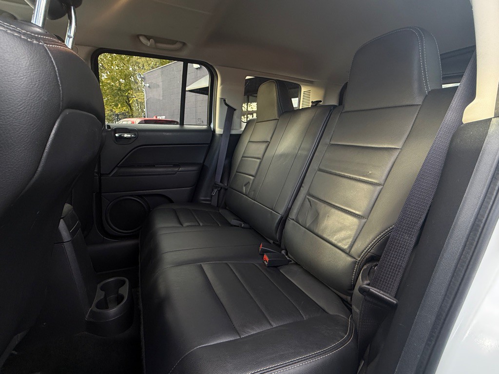 2016 Jeep Patriot Image 6