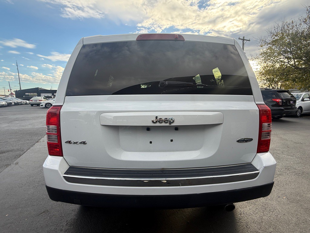 2016 Jeep Patriot Image 7