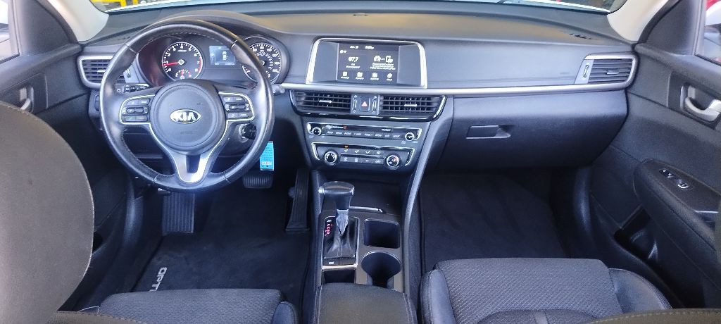 2018 Kia Optima Image 4