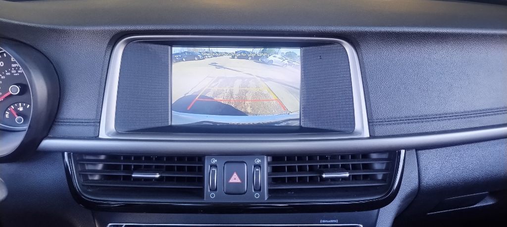 2018 Kia Optima Image 9