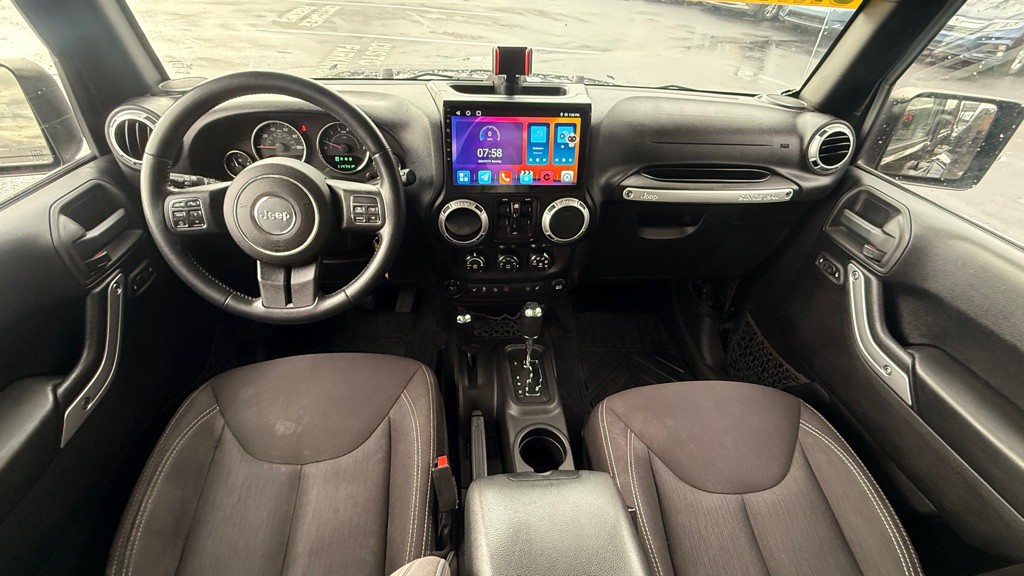 2015 Jeep Wrangler Unlimited Image 3