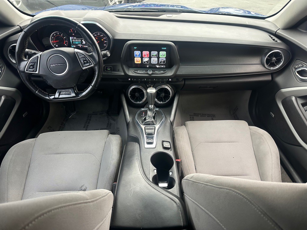 2017 Chevrolet Camaro Image 3