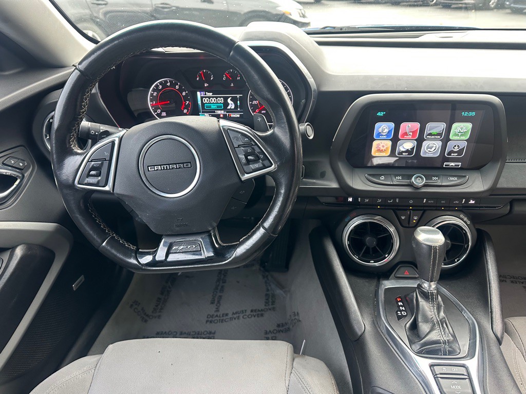 2017 Chevrolet Camaro Image 4