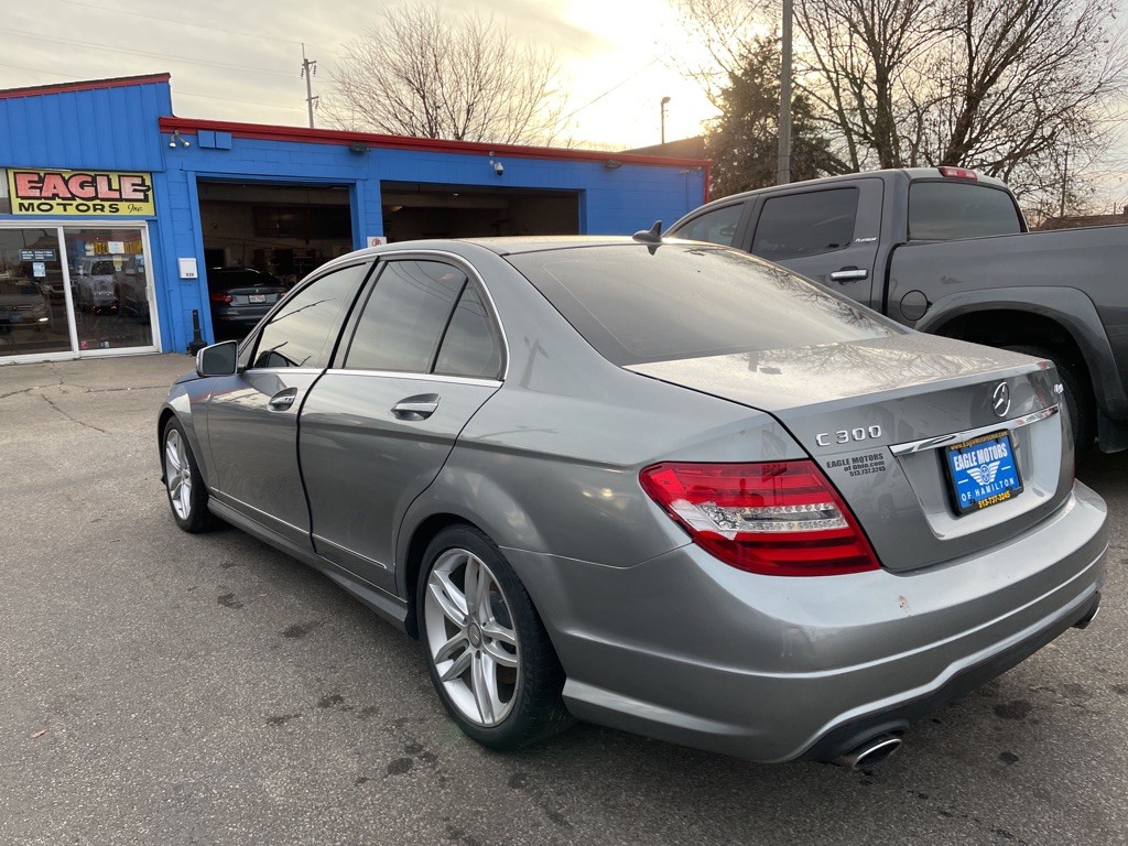 2014 Mercedes-Benz C-Class Image 4