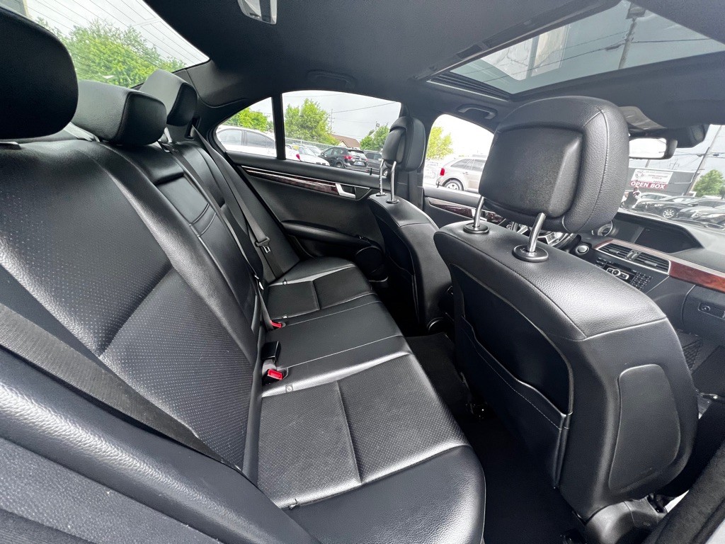 2014 Mercedes-Benz C-Class Image 22