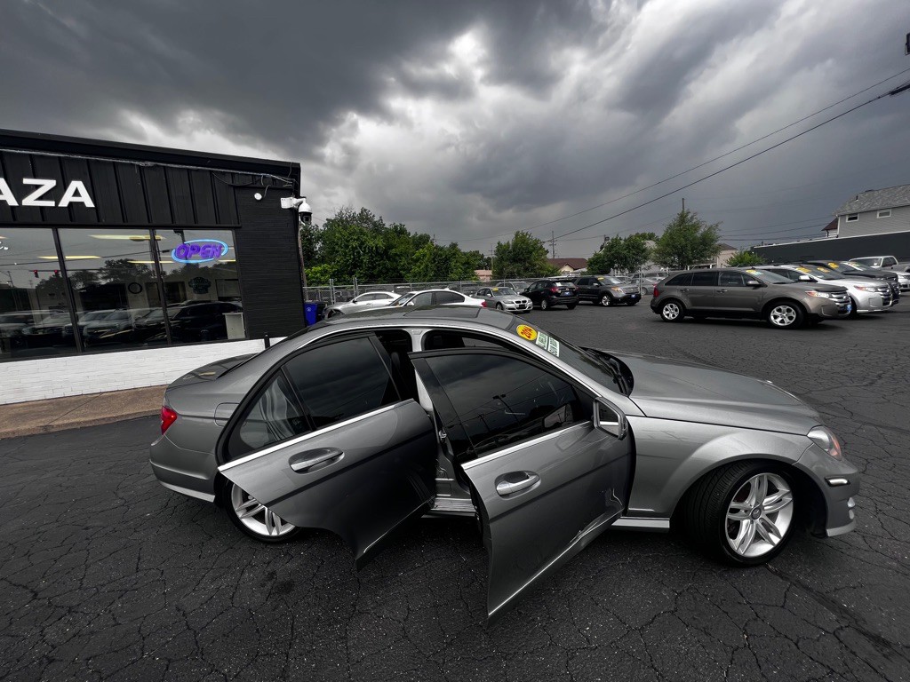 2014 Mercedes-Benz C-Class Image 23