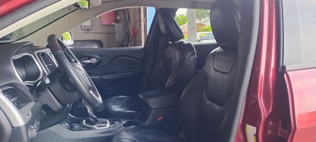 2015 Jeep Cherokee Image 7