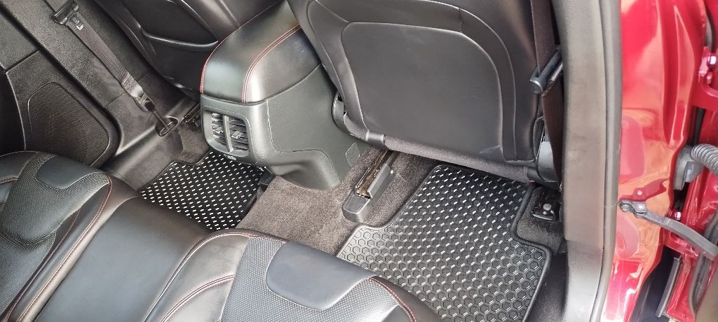 2015 Jeep Cherokee Image 15