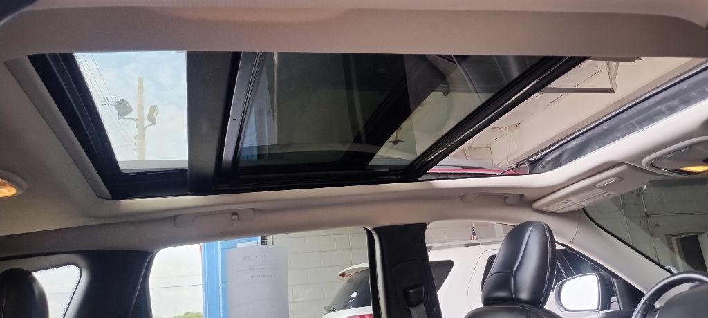 2015 Jeep Cherokee Image 19