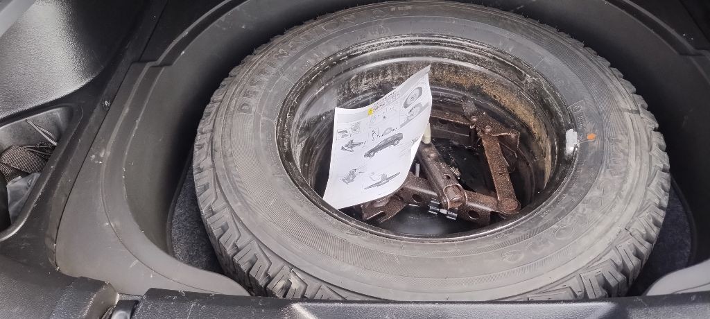 2015 Jeep Cherokee Image 21