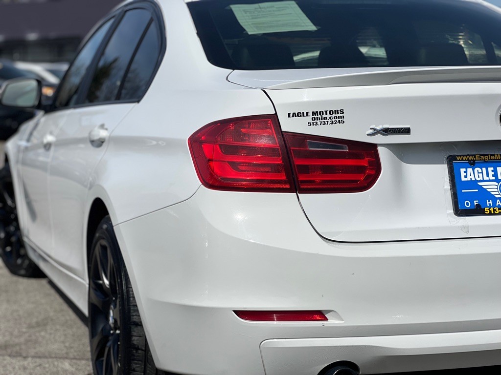 2014 BMW 3 Series Image 4