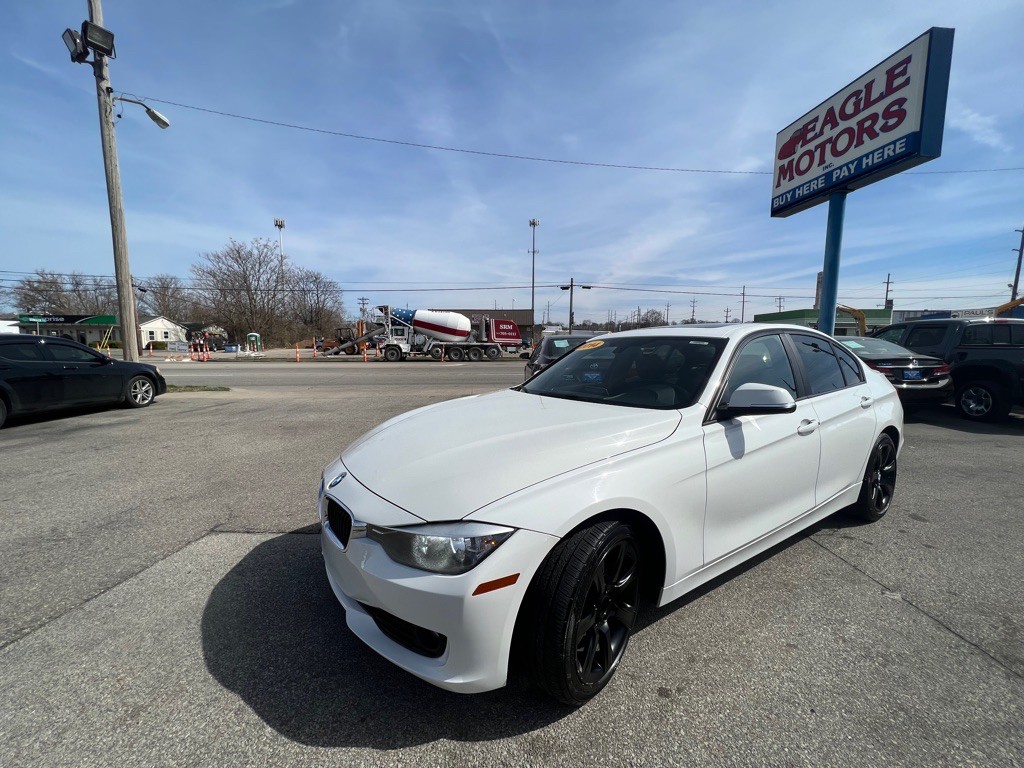 2014 BMW 3 Series Image 12