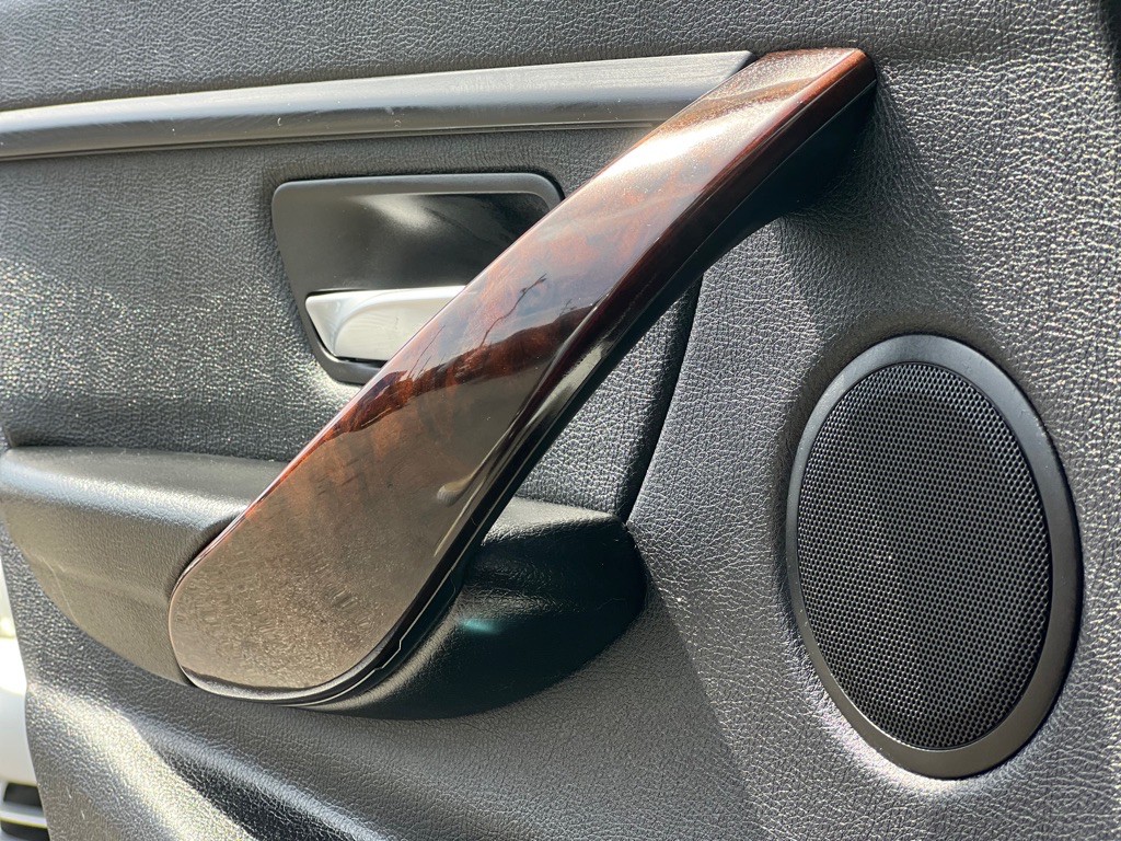 2014 BMW 3 Series Image 33