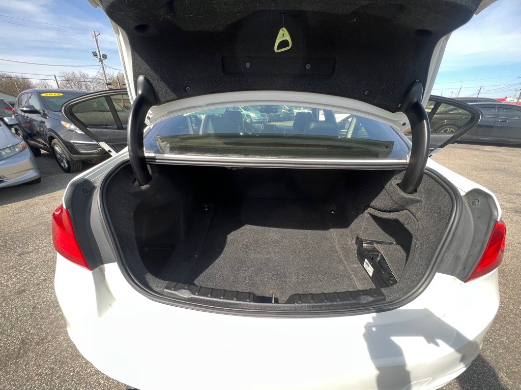 2014 BMW 3 Series Image 39