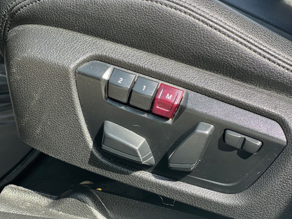 2014 BMW 3 Series Image 41