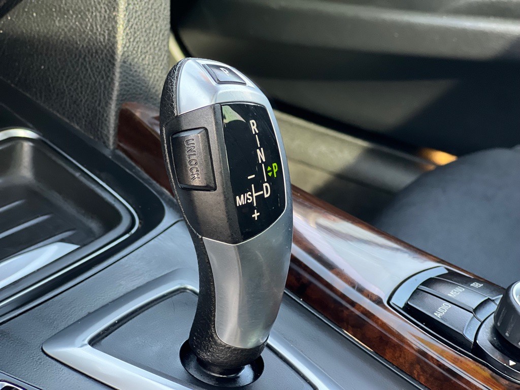 2014 BMW 3 Series Image 43