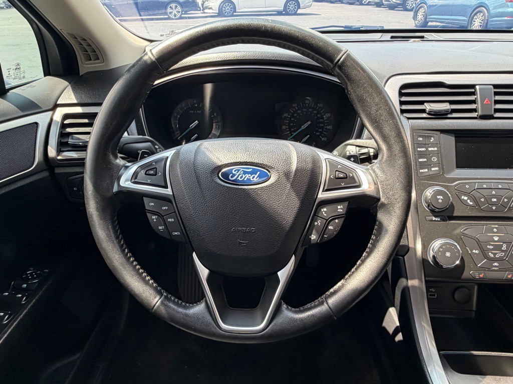 2015 Ford Fusion Image 8