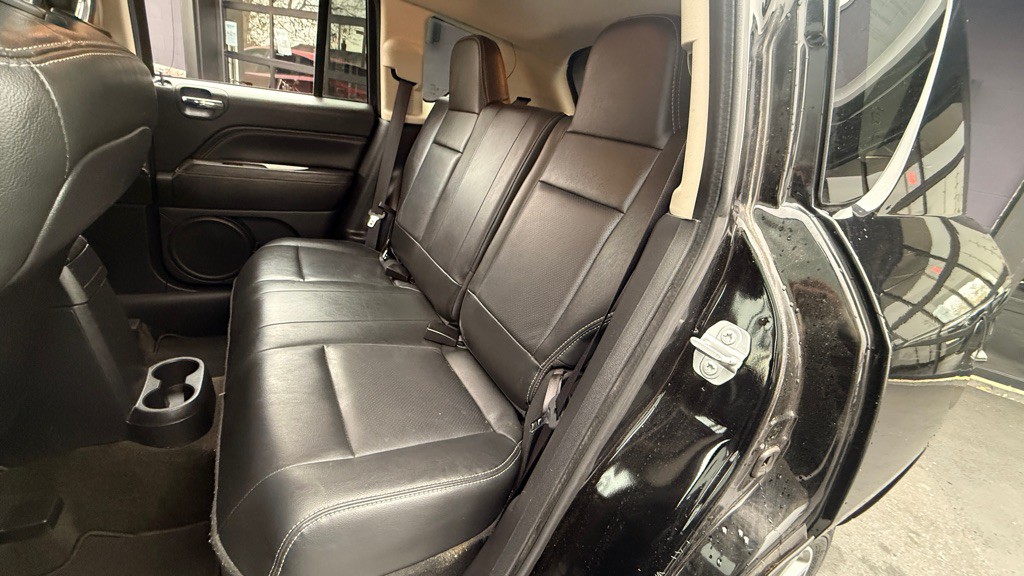 2017 Jeep Compass Image 4