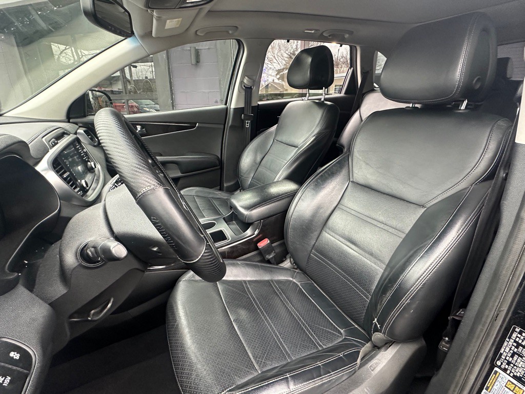 2016 Kia Sorento Image 4