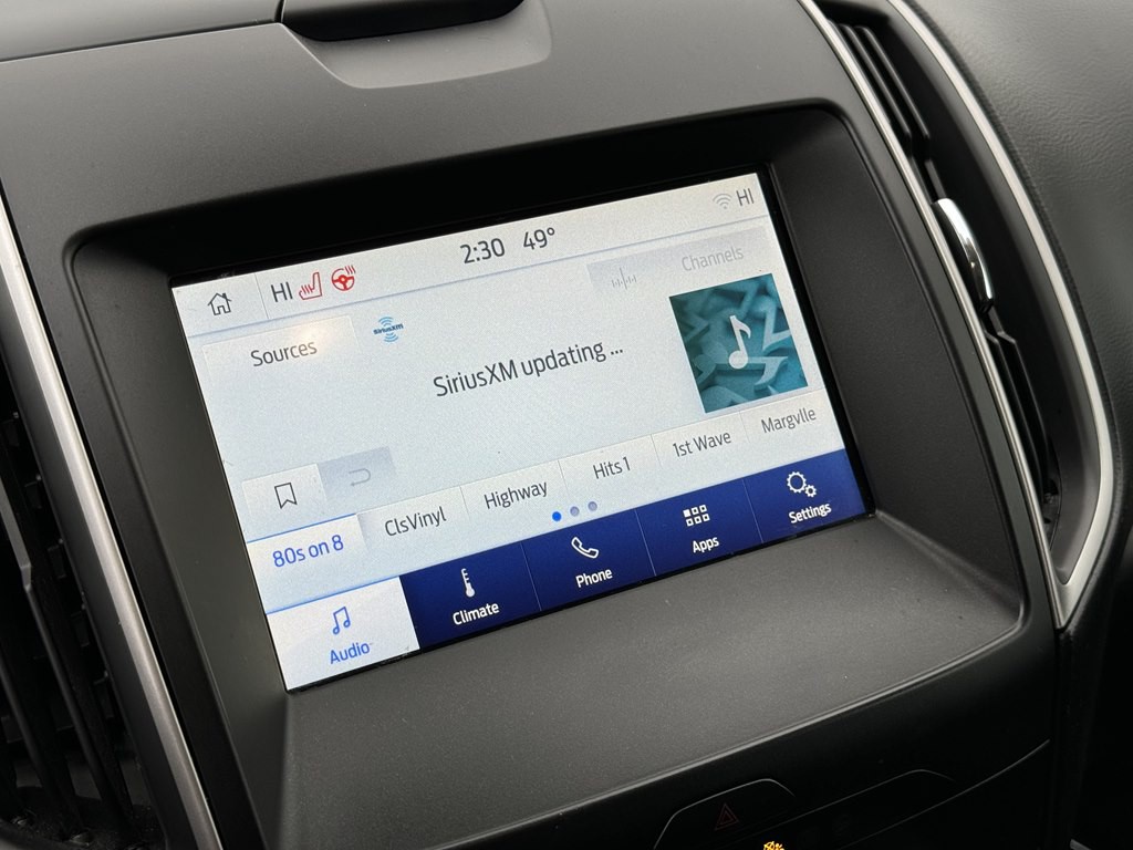 2019 Ford Edge Image 16