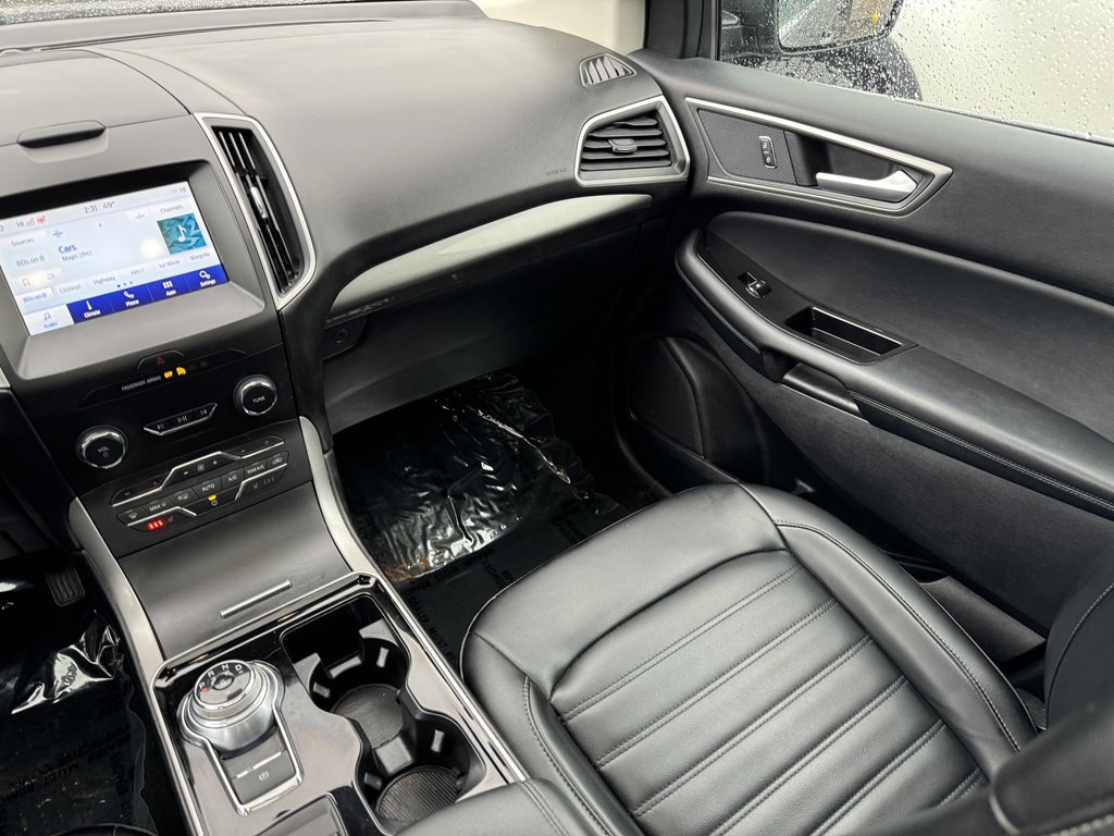 2019 Ford Edge Image 22