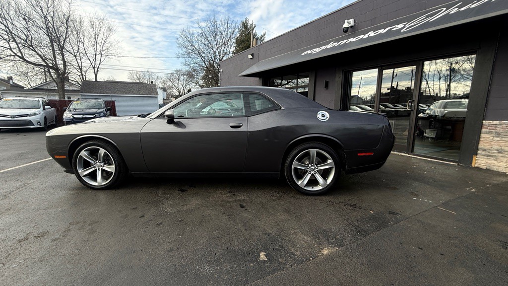 2015 Dodge Challenger Image 3