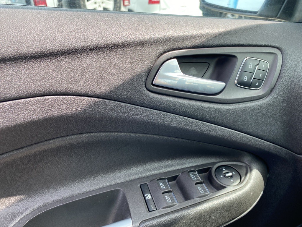 2013 Ford Escape Image 10