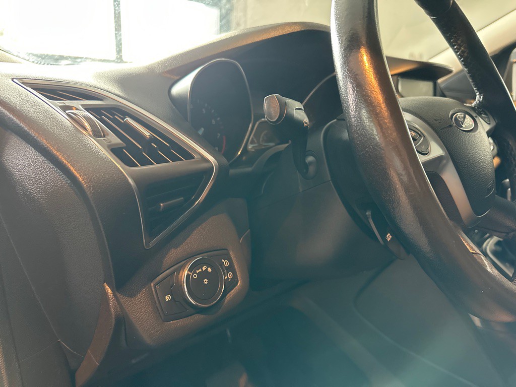 2013 Ford Escape Image 39