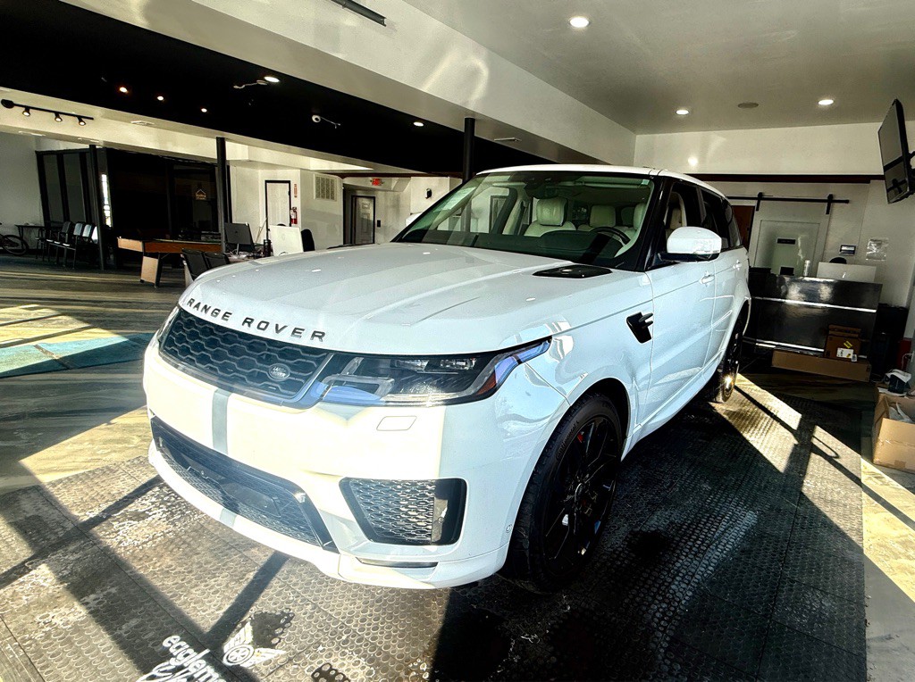 2018 Land Rover Range Rover Sport Image 2