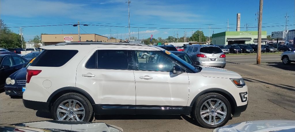 2017 Ford Explorer Image 4