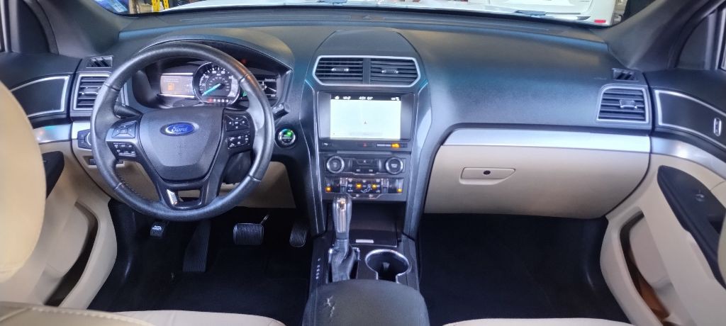 2017 Ford Explorer Image 7