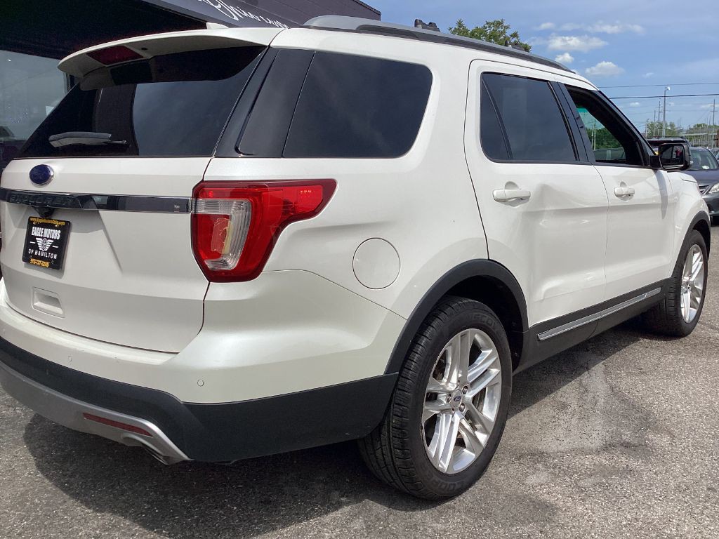 2017 Ford Explorer Image 17